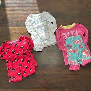 Set of 3 pajamas